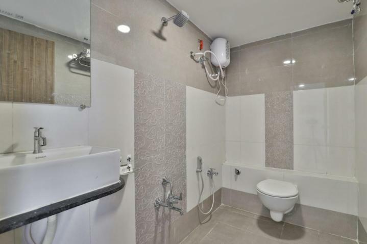Hotel Pathik Villa 아흐메다바드 외부 사진